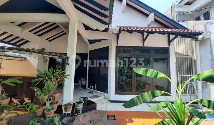 Rumah dijual Bukit Cinere Indah SHM dekat jakarta