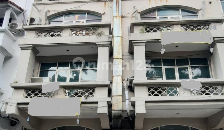 Ruko Disewa Gandeng Permata Senayan Dekat Sudirmqn