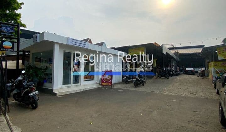 Dijual Rumah Pinggir Jalan Cocok Buat Padel Padle