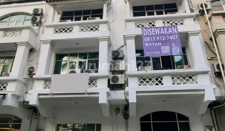 For Rent: Adjacent Shophouse Permata Senayan South Jakarta