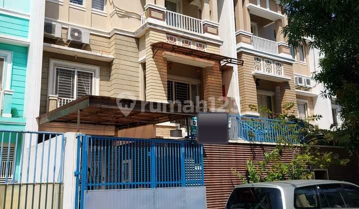 Town House Emerald Park Deket Fresh Market Dan Pik Mall