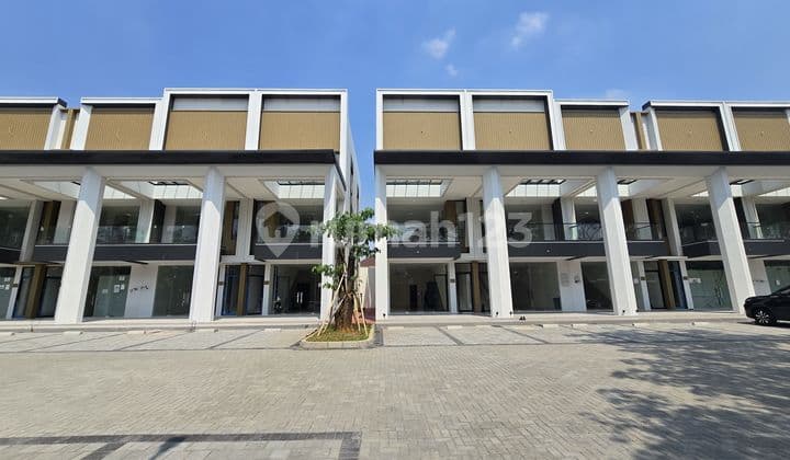 Sewa Ruko Menteng 6X20 Hook 3 Lantai Brand New di Gading Serpong