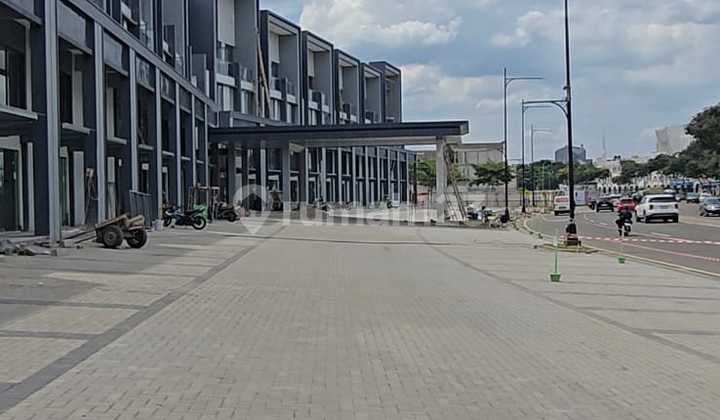 Jual 6 Ruko Gandeng Hudson Studio Loft Siap Pakai Parkiran Luas