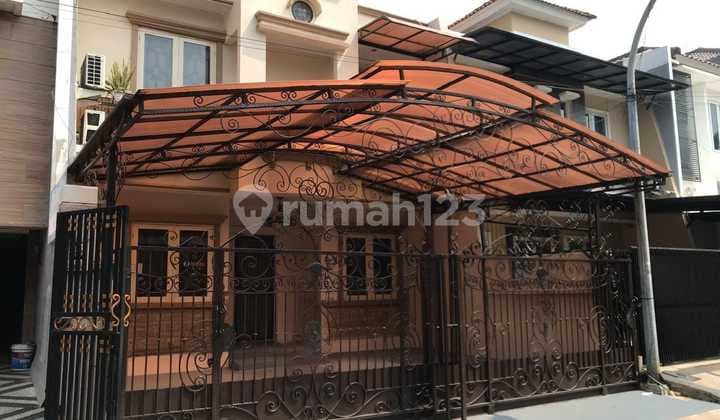 5996-Di Jual Rumah Mewah dan Bagus 2 Lantai