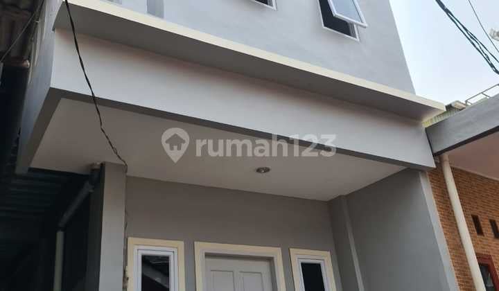 5873-Ri For Sale 2-Story House in Gunung Sahari, Central Jakarta