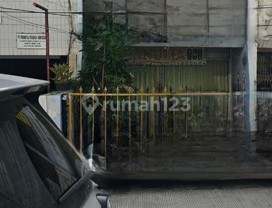 5932-Di di Jual Ruko Hadap Timur Disunter 5932-Di di Jual Ruko Hadap Timur Disunter