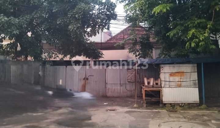 6055-Em di Jual Rumah Tua SHM bisa Nego