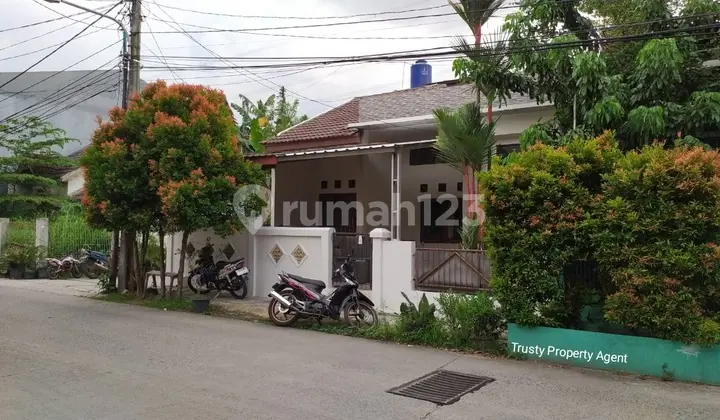 Pondok Aren. Puri Bintaro Hijau Jual Cepat Harga Bagus. Lokasi Juara.pinggir Jalan.
