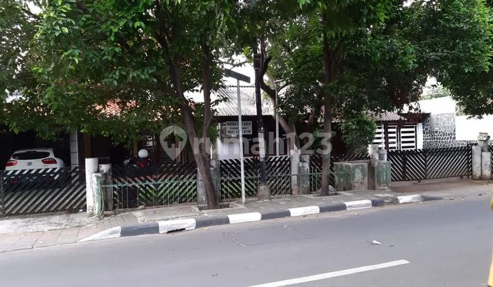 Jual Mirah Hitung Tanah. Lokasi Strategis Di Pancoran Timur Cocok Untuk Rumah Kos Jual Mirah Hitung Tanah. Lokasi Strategis Di Pancoran Timur Cocok Untuk Rumah Kos