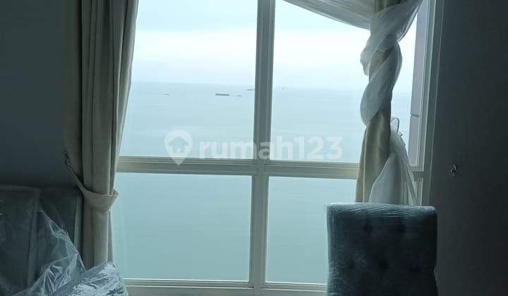 New apartment 19th floor for sale cheap Borneo Bay