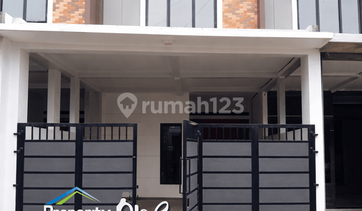 Jual Rumah 2 Lantai Lokasi Strategis di Pondok Cabe Udik Pamulang Dekat Akses Universitas Pamulang dan Tol Jakarta-Serpong