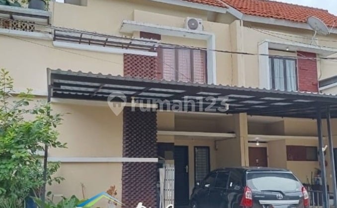 Jual Rumah di Felicity Townhouse Dekat Akses Mall The Park Sawangan
