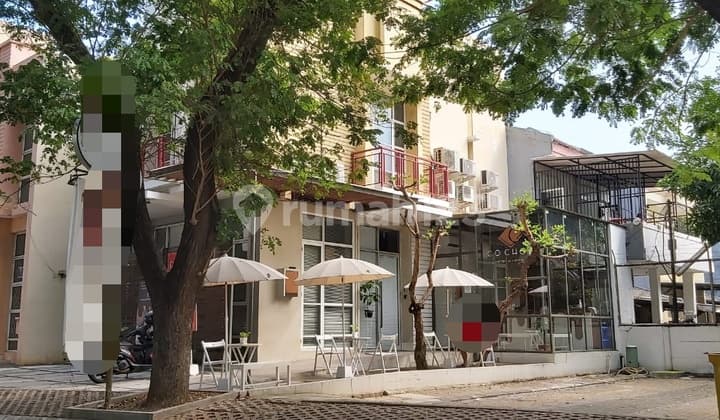 For Sale: Nice Shop House in Riviera Plaza Area, Kelapa Gading