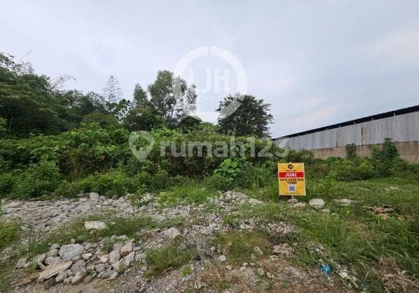 Road-facing land parcel in Pangkalan, Karawang, West Java