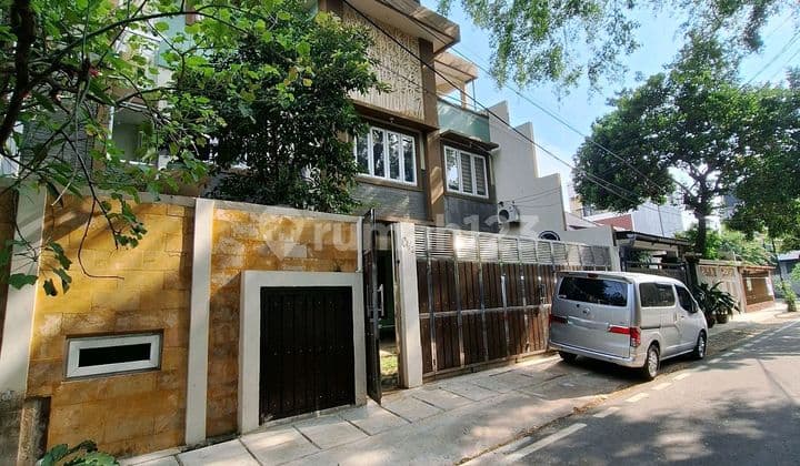 Below Appraisal Price Prime Area Modern Ambiance Peaceful and Lush