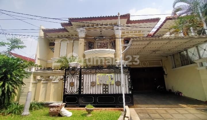 Prime Area Depan Taman Di Komplek Bona Indah