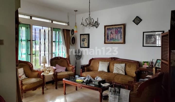 1-Story House Near Gandaria City, Kebayoran Lama