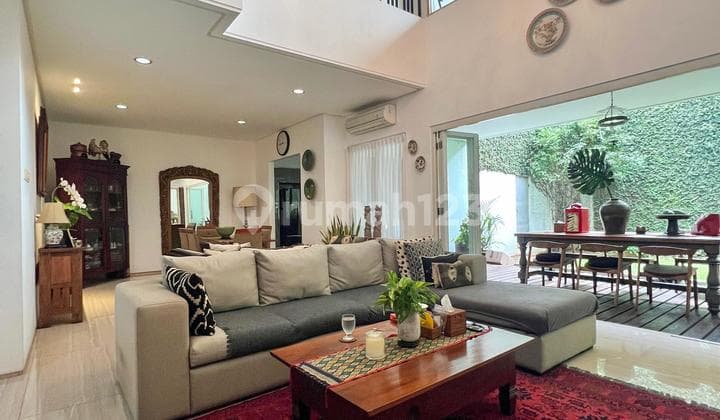 Nice House in Tirtayasa by Architect Parama Dharma