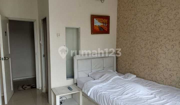 For Rent 2-Story House in Cilandak 10 Bedrooms, Suitable for Large Living or Exclusive Boarding