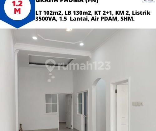 Selling a 1.5-Story House in Taman Adenia Selling a 1.5-Story House in Taman Adenia