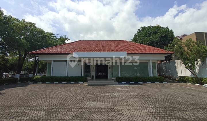 Perkantoran Ex Bank 2 Lantai Lokasi Super Strategis Pusat Kota Semarang