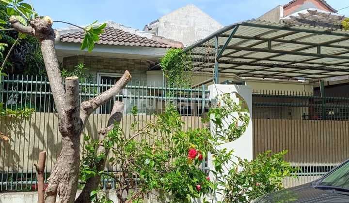 Rumah Kedoya Baru Azalea Jakarta Barat