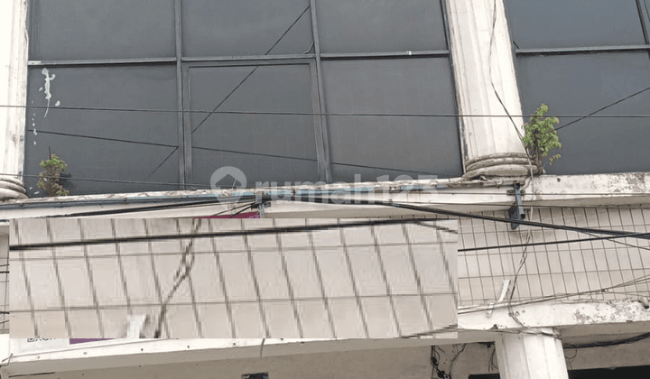 Ruko 3 Lantai Pintu Kecil Taman Sari Kota Tua Jakarta Barat
