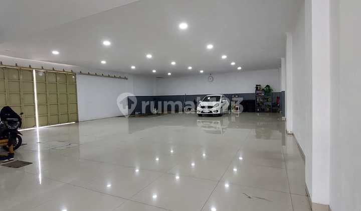 Ruko Bagus Hook 5 Lantai Ex Showroom Cocok Minimarket Outlet Bank Strategis Hook Parkir Luas Mega Bulevard Harapan Indah