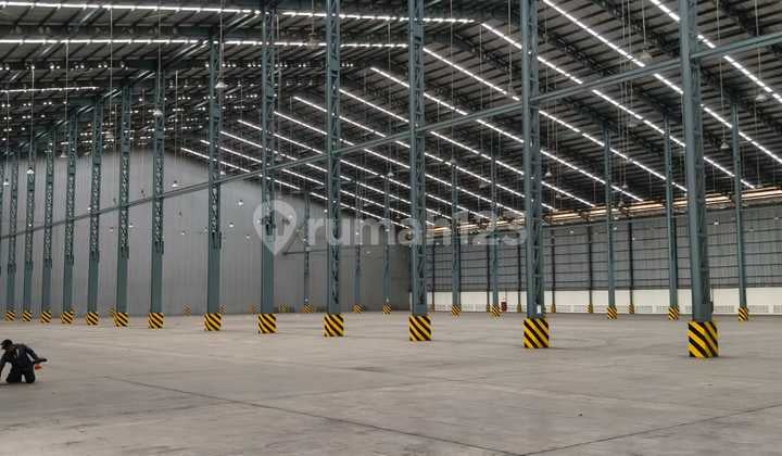 Gudang Modern LB 5500M2 Ada Loading Dock Tipar Cakung Jakarta Timur