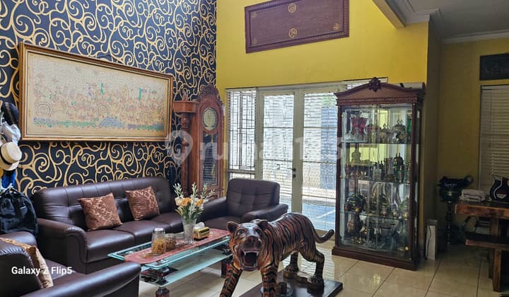 TURUN HARGA!!! RUMAH 2 LANTAI BEBAS BANJIR KOTA WISATA