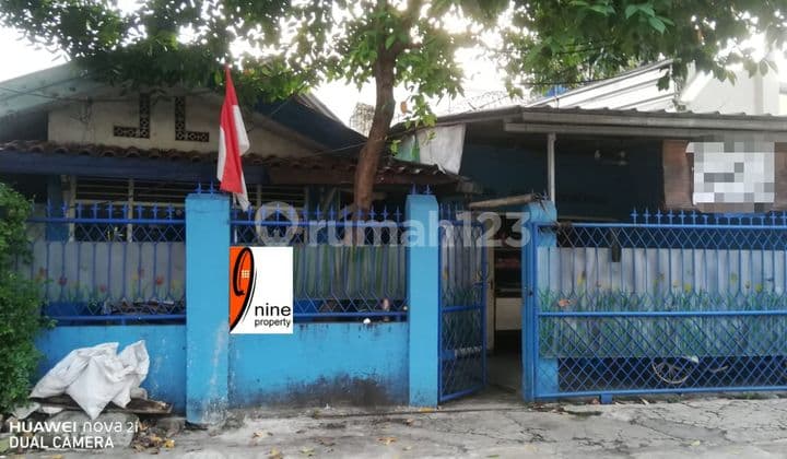 Tanah Dan Bangunan Dijalan Raya Besar Cocok Untuk Komersial Dan Investasi