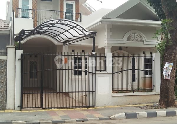 Posisi Pinggir Jl Bsr, Uk Kamar Bsr, Dkt Dg Pertokoan, Sekolah dan Stasiun, Akses Tol, Kt.5+1, Km.3+1