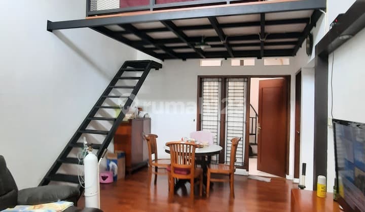 Dijual Rumah di Nusa Loka, BSD, Bagus, Siap Huni, Kt.3+1, Km.1+1, Ada Mezanin, Carport 2, Ac2, Kitchen Set