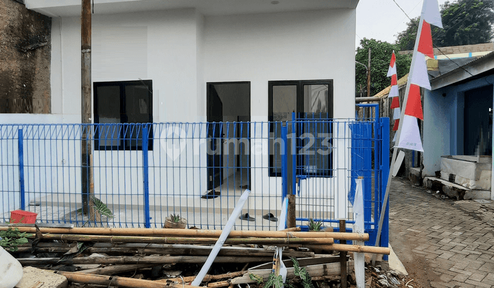 Dijual Rumah di Pakualam, Masuk Dr Jl. Ry Serpong 15M, Siap Huni Kt.2, Km.1, Lantai Granit