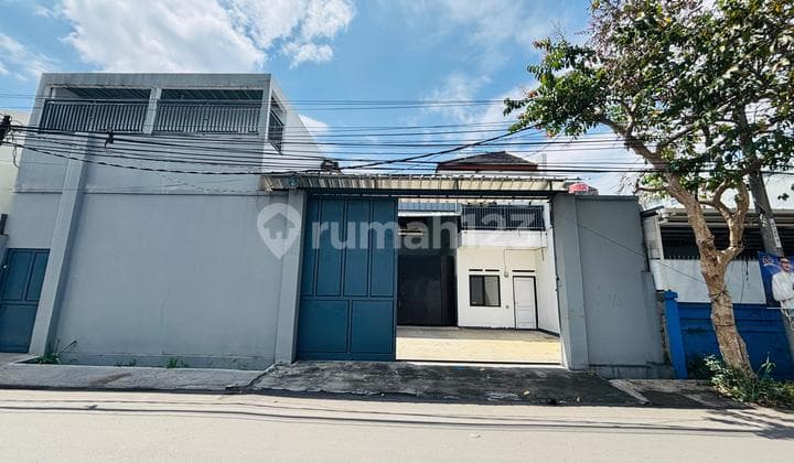 Gudang Rumah Kantor Cafe di Sayap Taman Kopo Indah 2 Bandung