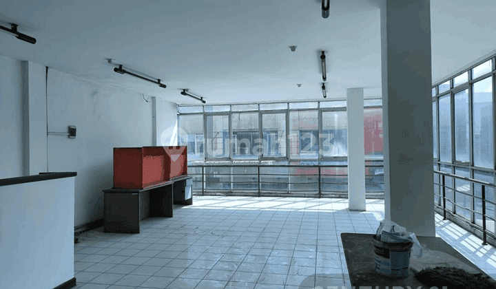 Ruko 3 Lantai Siap Pakai Di Taman Kopo Indah 1 Posisi Hoek