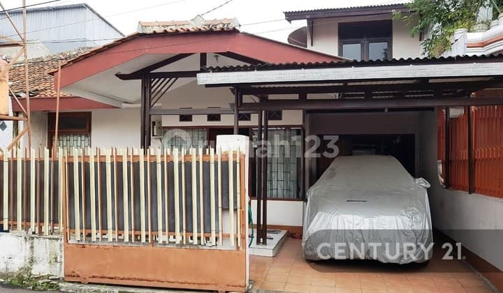 Rumah Lama Bagus Terawat Di Melong Dekat Borma Cijerah