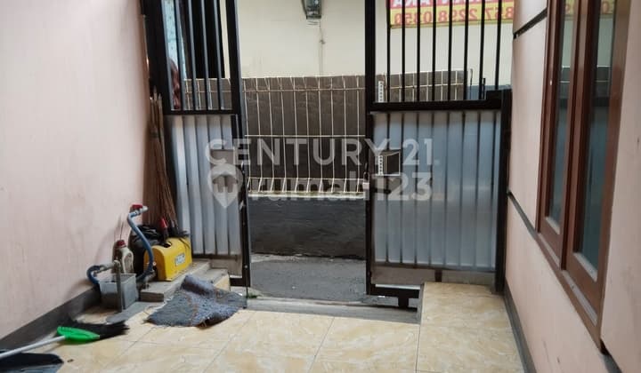 Rumah Bagus 2 Lantai Di Sayap Jalan Garuda Bandung
