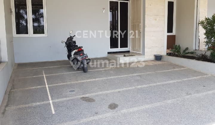 2-Storey House in Taman Kopo Indah 5, Close to Toll Road Access