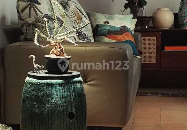 Rumah Lux Belanda Sayap Braga Kota Bandung