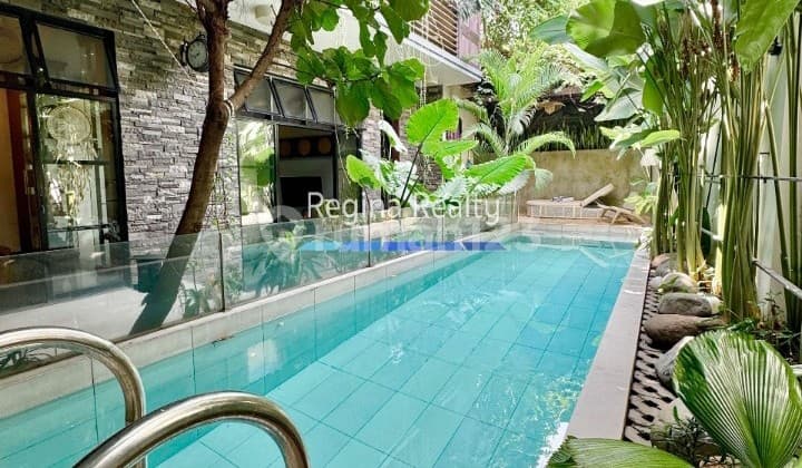 @ Komplek Rumah Cantik Modern Tropical Ada Rooftop Nice View