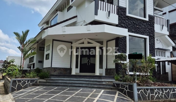 Dijual Rumah Mewah Purwokerto (Pw001245)