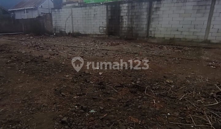 Rumah + Tanah Luas dan Strategis Sumampir (Pw001401)