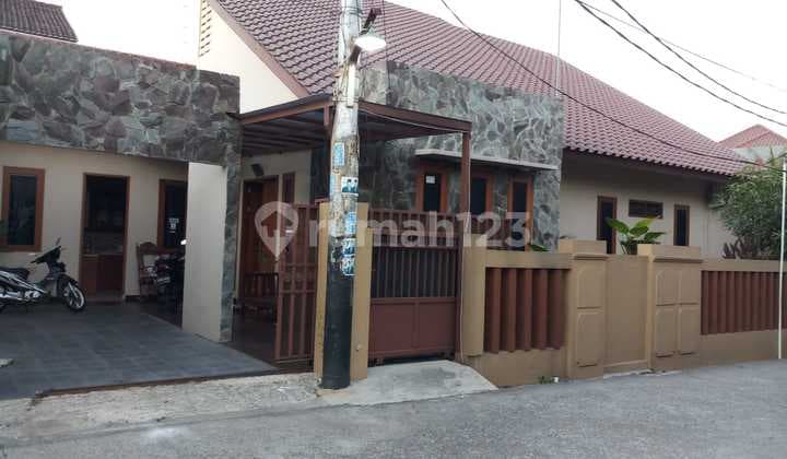 Dijual Rumah Siap Huni Dekat Tip Top Pondok Gede
