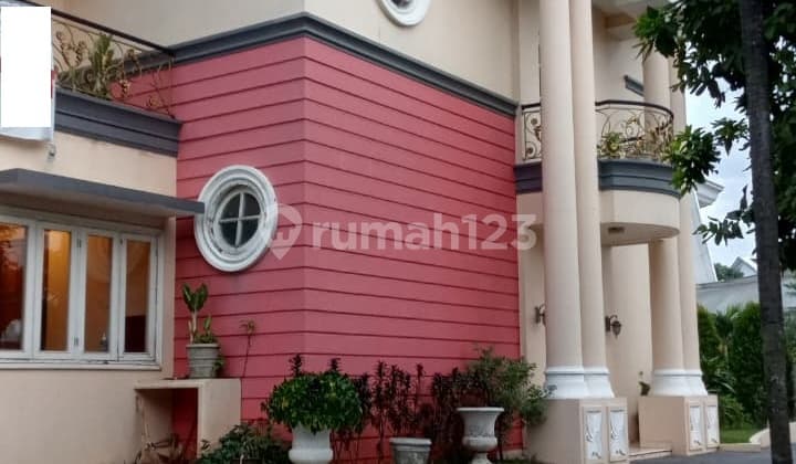 rumah megah sangat murah 2 lantai rapih lt 841 lb600 kota wisata