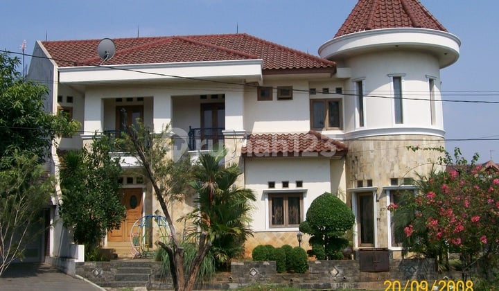 Rumah Persada Kemala Bekasi Bagus Megah Rapih Murah lt 354 lb 335