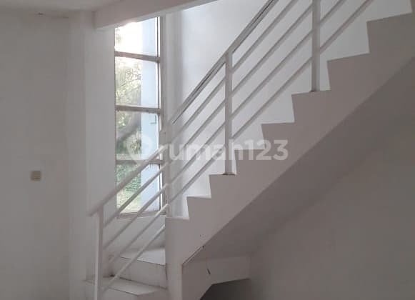 Affordable Citra Gran house, good, neat, comfortable to live in, land area 54, building area 50, negotiable.