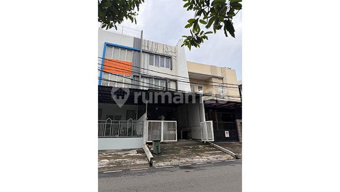 Dijual Rumah Pulomas Barat