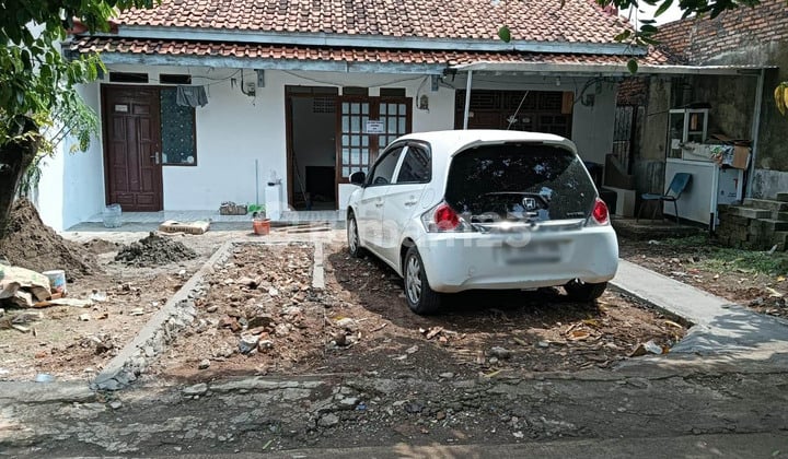 Rumah Kampung Cijingga, Cikarang, Serang