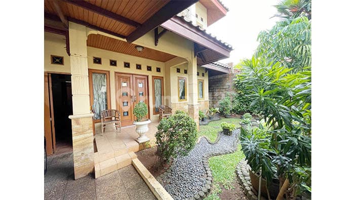 Rumah Selat Lombok Raya, Duren Sawit